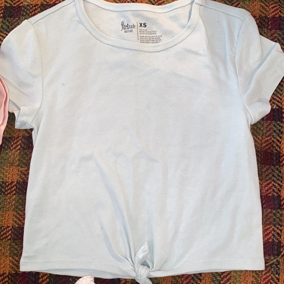 3 Tops - Picture 6 of 6